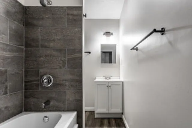 340 N Hamilton Ave #340.5 — Photo 2