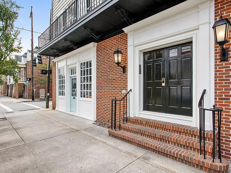 419 E Broughton St #4 — Photo 18