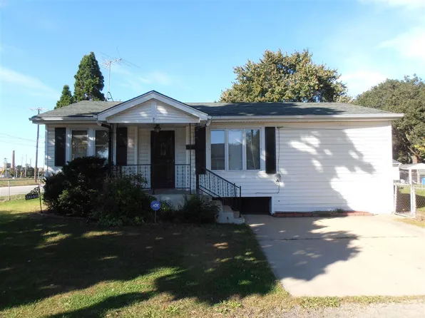 2646 Kinsey St, Rockford, IL 61109