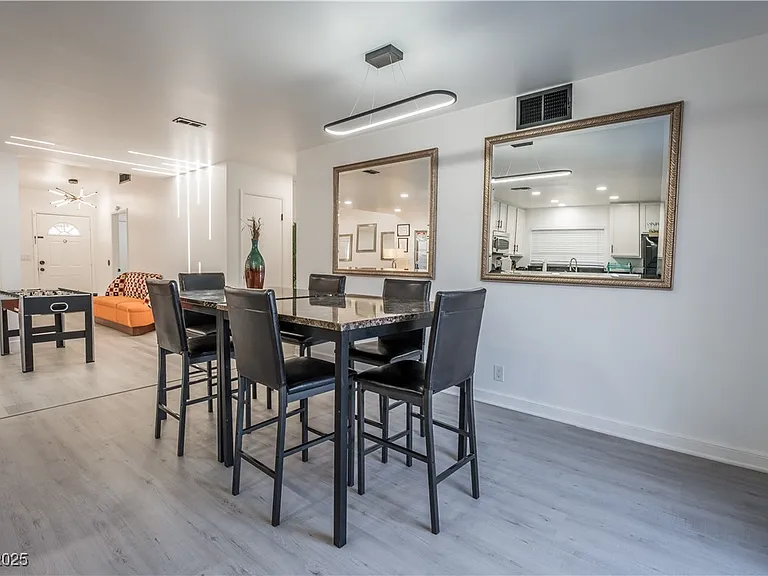 2364 Belvedere Dr — Photo 10