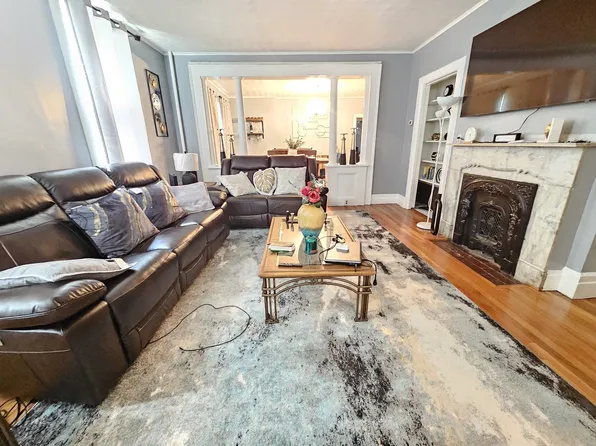 28 Cedar St Floor 1, Taunton, MA 02780