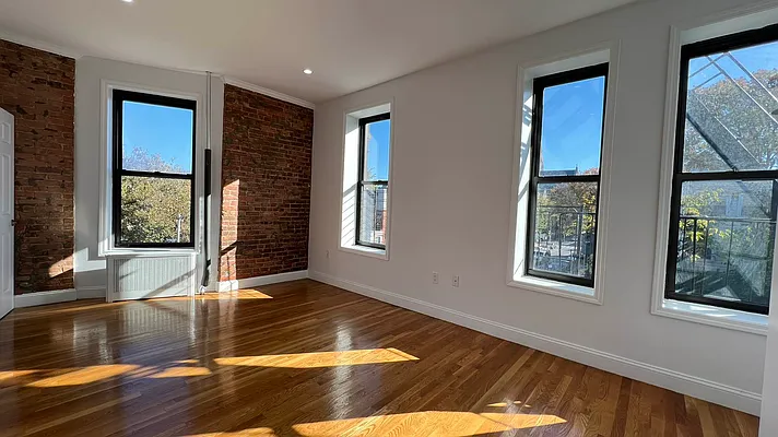 Rented by Lockbox Realty | media 13