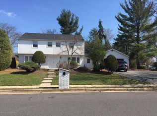 4 Concord Rd, Marlboro, NJ 07746
