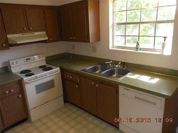 4th image of 3863 35th Way S APT 115