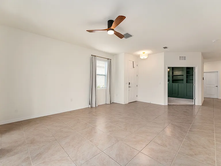 5347 NW 46th Lane Rd — Photo 10