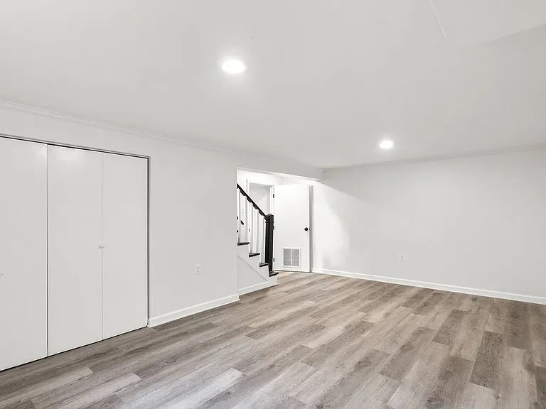 2200 Windham Ln — Photo 30