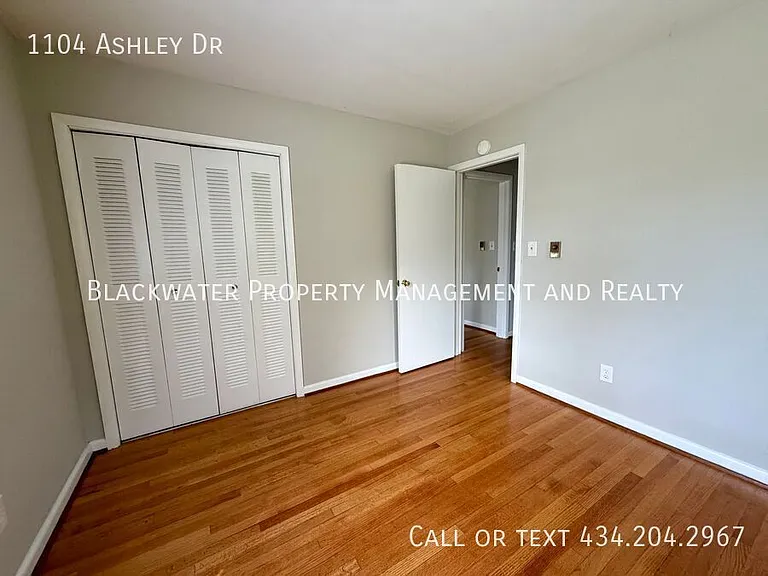 1104 Ashley Dr — Photo 12