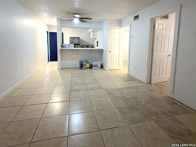 153 E Baylor #3