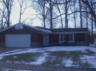 4861 Hollyview Dr, Vermilion, OH 44089
