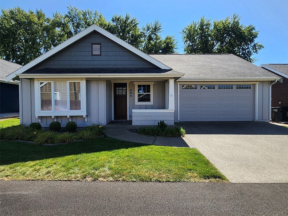1st image of 880 SE Parkside Place
