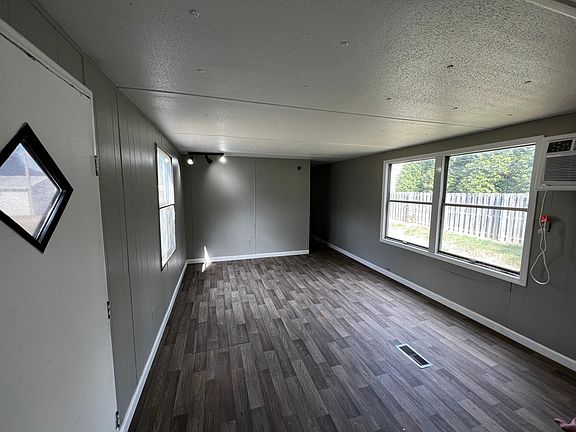 Living Rm from Frt Door