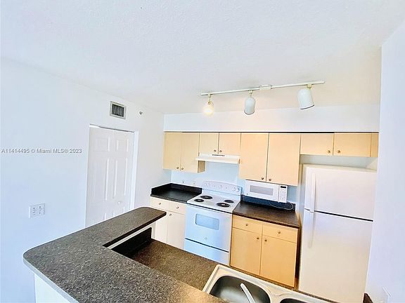 4th image of 4280 San Marino Blvd APT 106