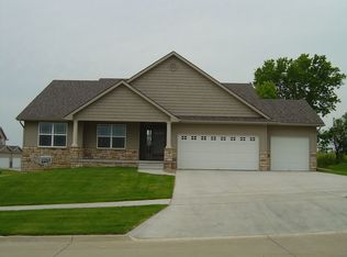 120 Elm Ave, Norwalk, IA 50211