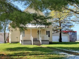445 Elm St, Mount Zion, IL 62549