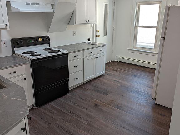 More Newly renovated Kitchen