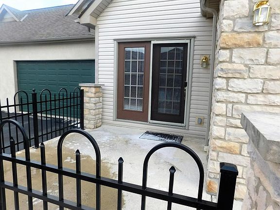 3rd image of 10 Timmons Woods Dr