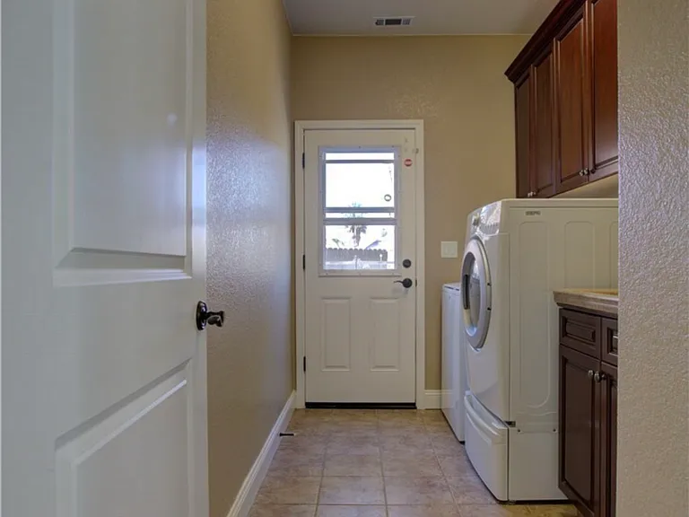 3461 Catamaran Ct — Photo 24