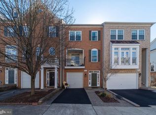 6931 Rolling Creek Way, Alexandria, VA 22315