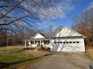1491 Angela Ct, Lincolnton, NC 28092