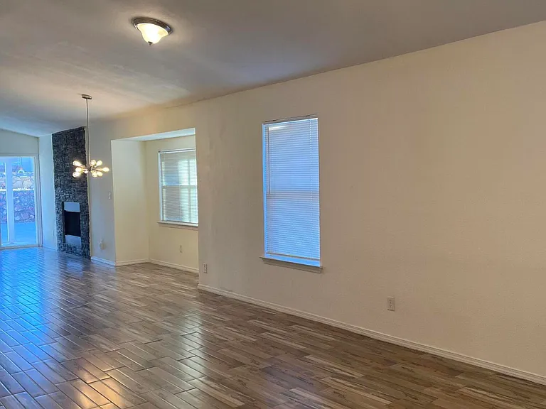 6512 Dakota Ridge Dr — Photo 5