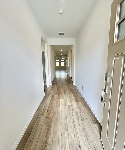 1129 Flameleaf Dr — Photo 15
