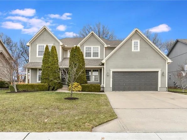 3405 SW Windemere Dr, Lees Summit, MO 64082