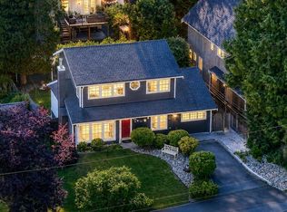 1425 129th St, Surrey, BC V4A3X9
