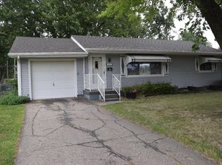 1515 N Olive St, Abilene, KS 67410