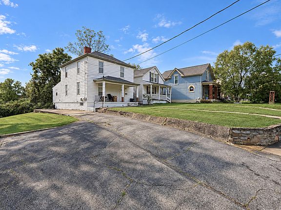 2nd image of 29 River Rd
