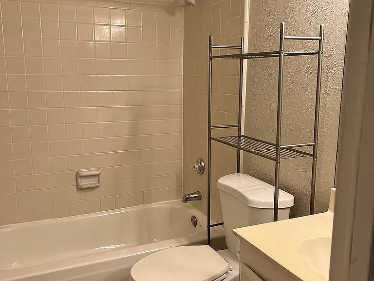 2529 Craig Ln — Photo 19