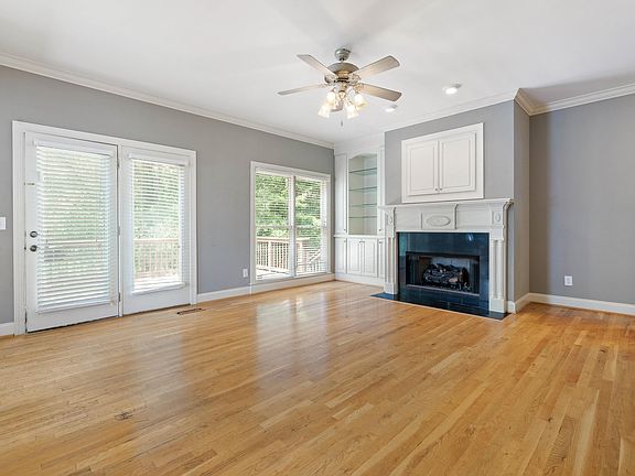 4th image of 3536 Branch Mill Rd