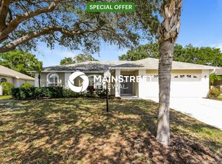 2333 Appaloosa Cir, Sarasota, FL 34240