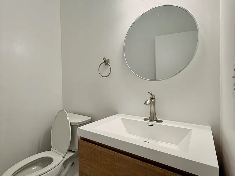 11073 Harbour Springs Cir — Photo 21