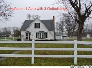 723 West Broadway, Trenton, IL 62293
