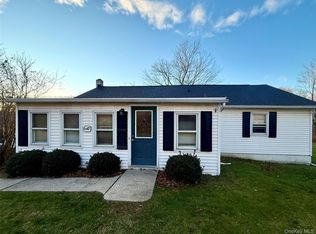 647 S Drury Lane, Rock Tavern, NY 12549