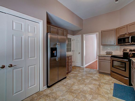 4th image of 5708 Ebley Ln