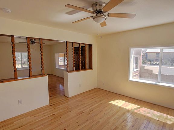 5th image of 206 Aspen St