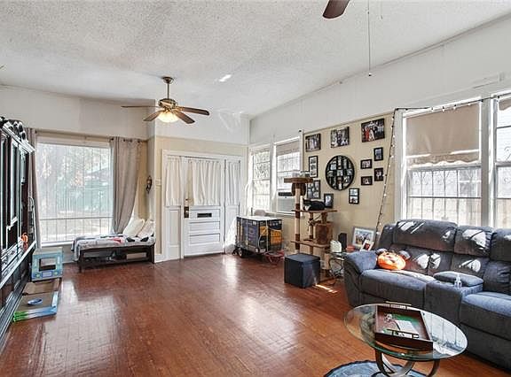 3rd image of 718-22 3rd St