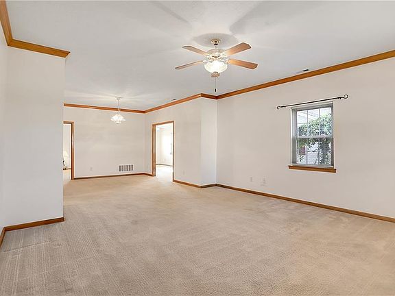 3rd image of 5404 Oak Harbor Ct