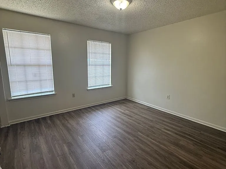 8150 Bayou Fountain Ave — Photo 7