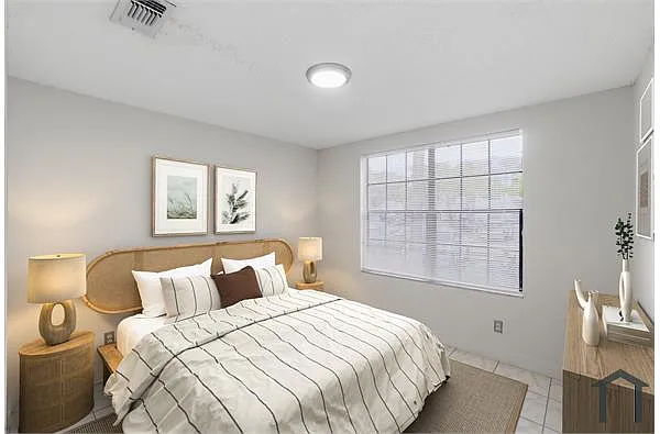 Building Photo - 11241 W Atlantic Blvd #106