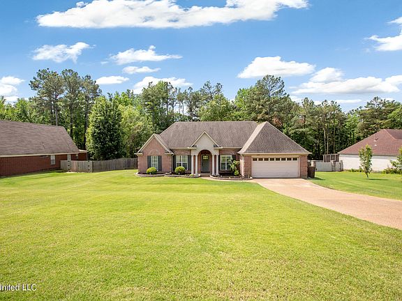 3rd image of 10093 Lacey Dr