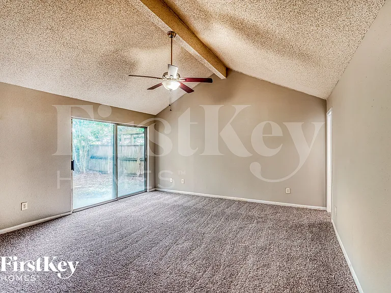 12838 Ashford Meadow Dr — Photo 9