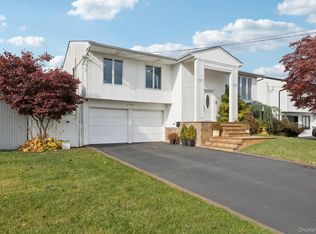 2794 Judith Dr, Bellmore, NY 11710