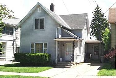 1st image of 649 E 25th St