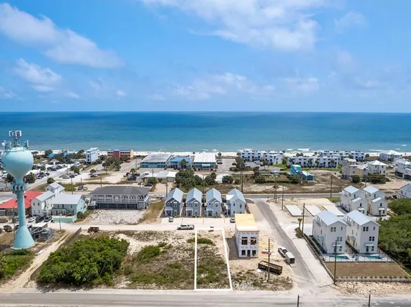 156 W Pine Ave, Eastpoint, FL 32328