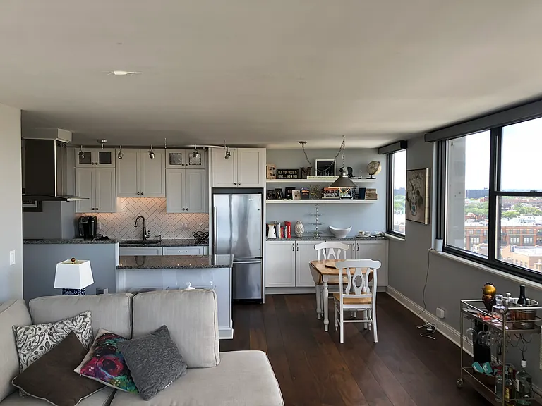 2700 N Hampden Ct #14B — Photo 3