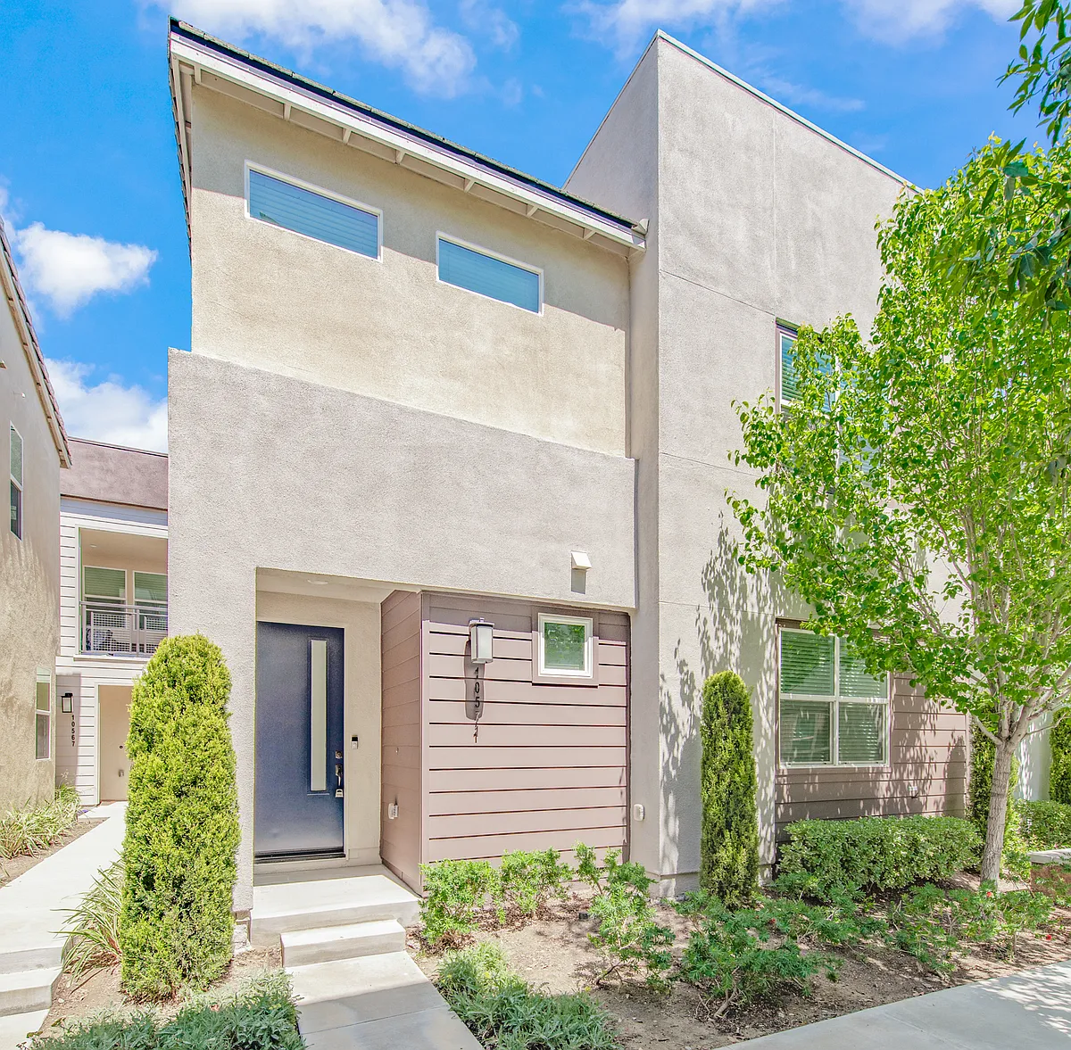 Building Photo - 10571 Cannon Dr