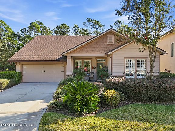 3rd image of 12195 ANGLETERRE Drive