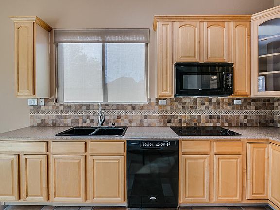 3rd image of 26845 N 66th Dr